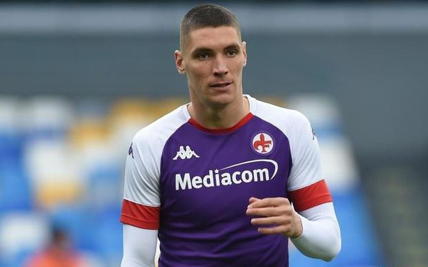 这位年轻的 这位年轻的