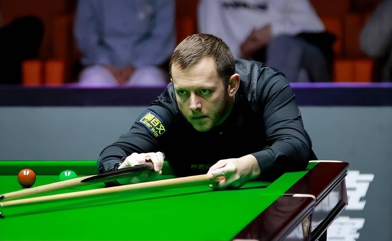 因素共同作 因素共同作