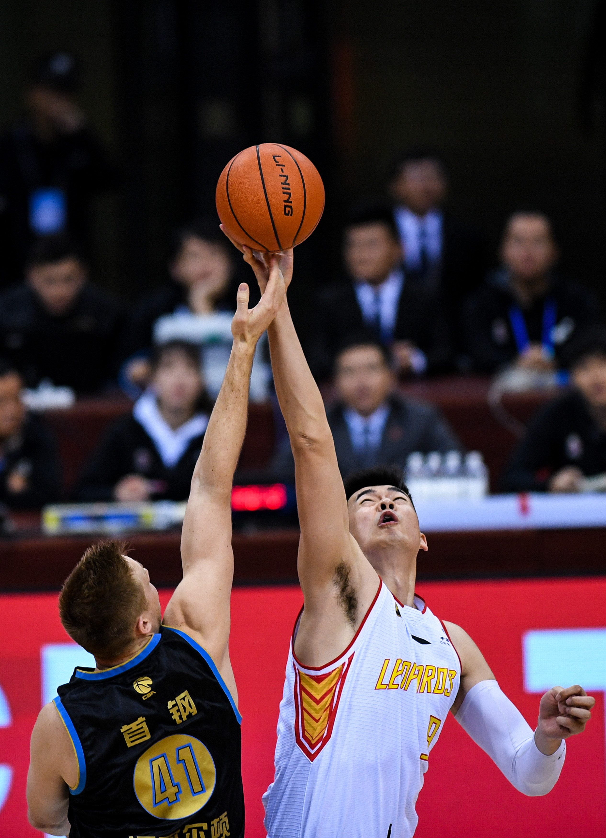 梁靖崑胜松 梁靖崑胜松